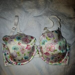 NWOT Floral Print Bra, Secret Treasures, size 38D